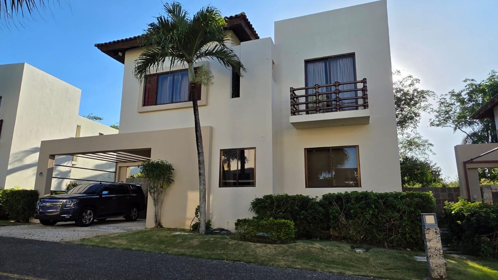 Villa amueblada en Guavaberry GolfClub